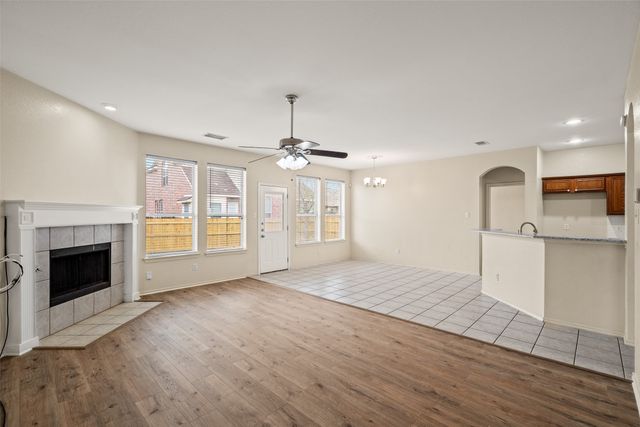 601 Babbling Brook Drive, Saginaw, TX 76179