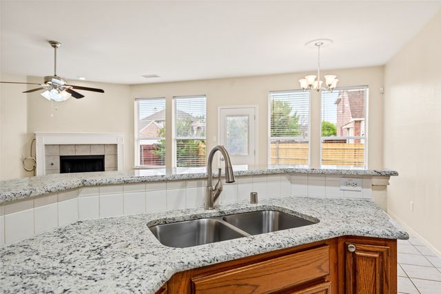 601 Babbling Brook Drive, Saginaw, TX 76179