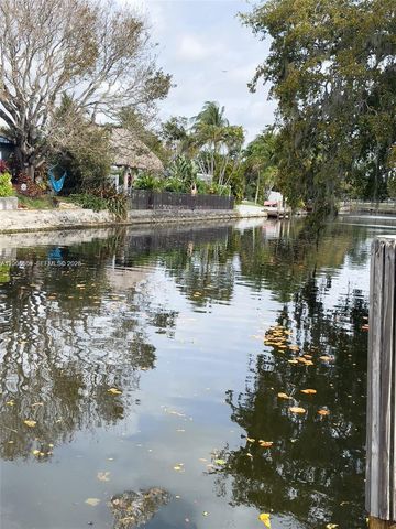 4401 NE 15th Ter, Oakland Park, FL 33334