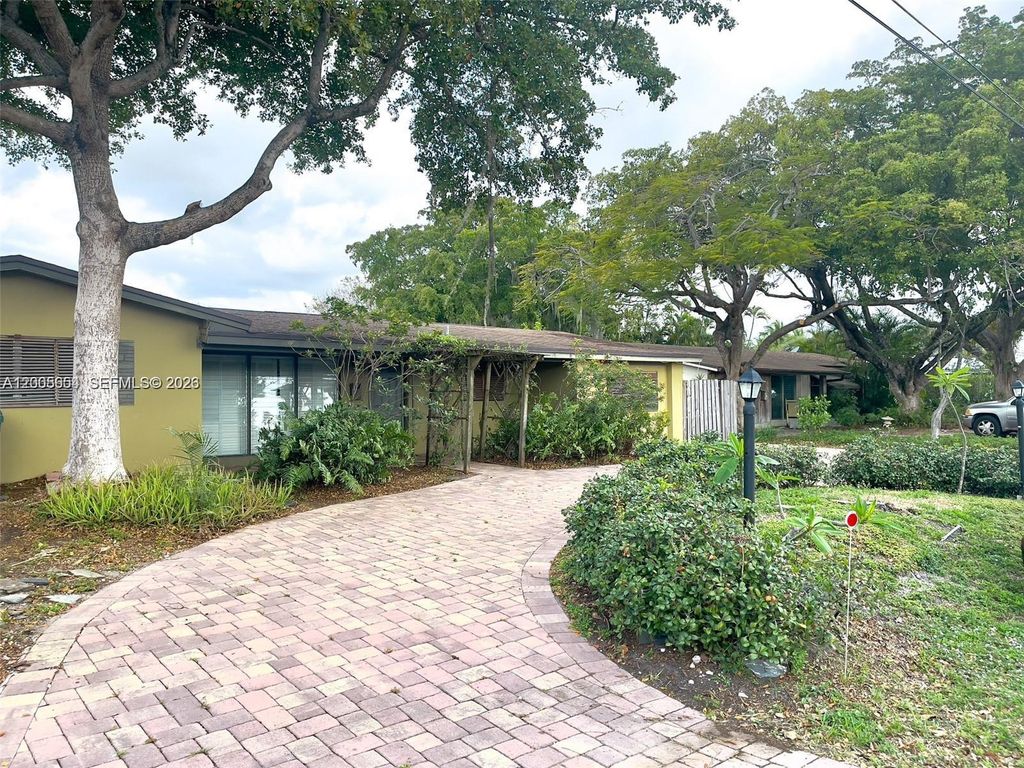 4401 NE 15th Ter, Oakland Park, FL 33334