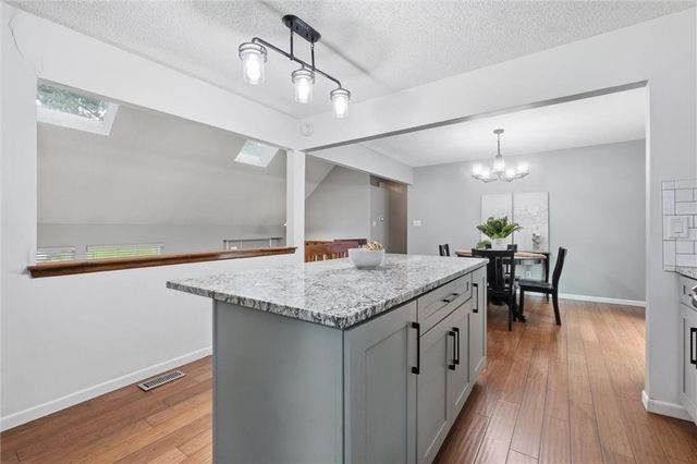 9131 Acuff Lane, Lenexa, KS 66215