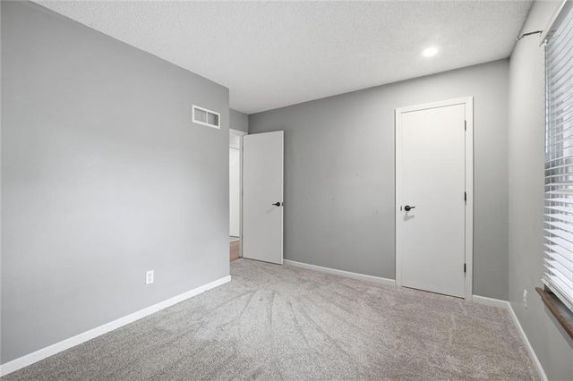 9131 Acuff Lane, Lenexa, KS 66215