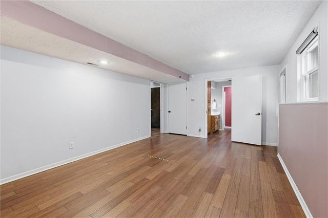 9131 Acuff Lane, Lenexa, KS 66215