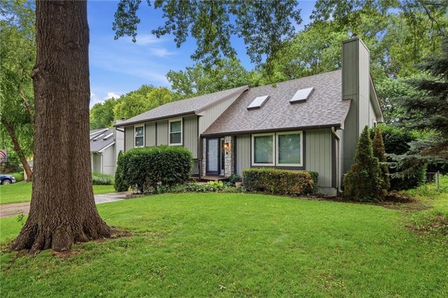 9131 Acuff Lane, Lenexa, KS 66215