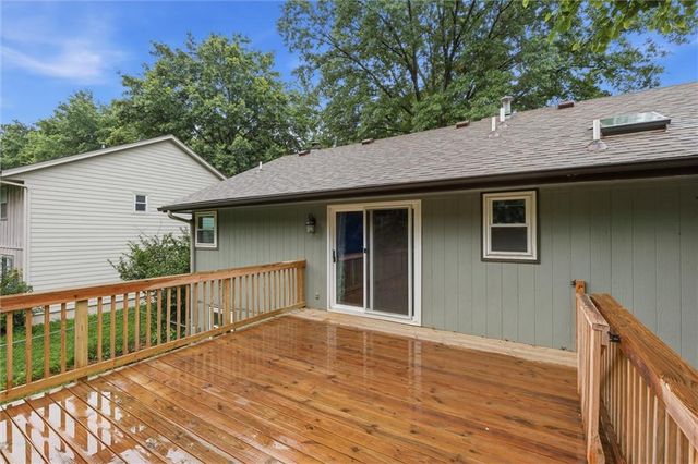 9131 Acuff Lane, Lenexa, KS 66215