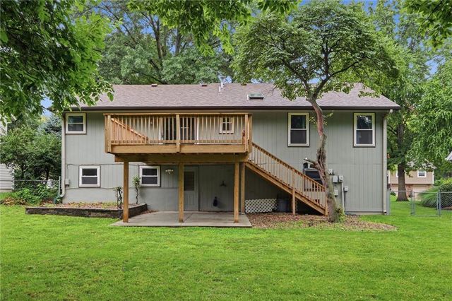 9131 Acuff Lane, Lenexa, KS 66215