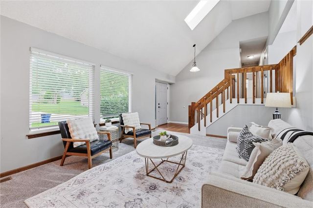 9131 Acuff Lane, Lenexa, KS 66215