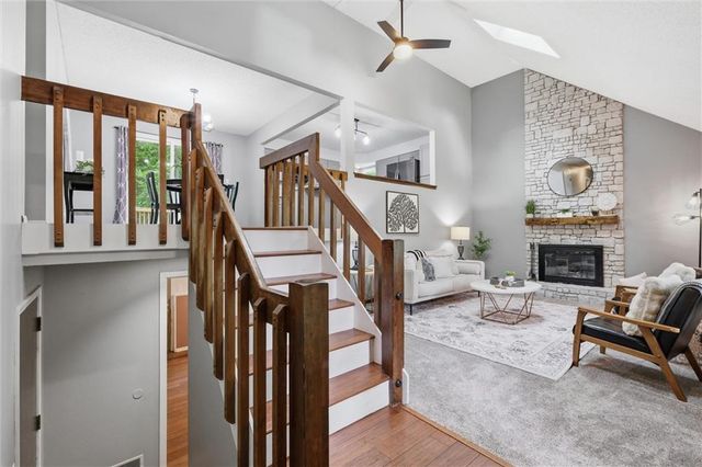 9131 Acuff Lane, Lenexa, KS 66215