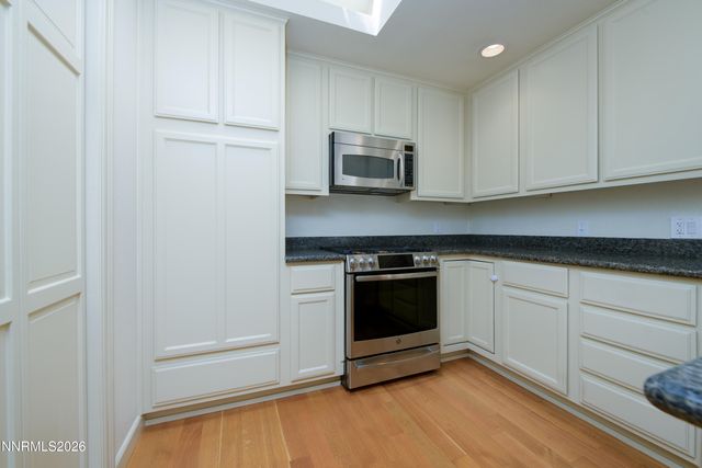 989 Aspen Grove Circle, Minden, NV 89423