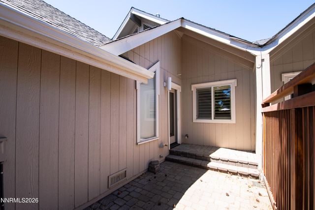 989 Aspen Grove Circle, Minden, NV 89423