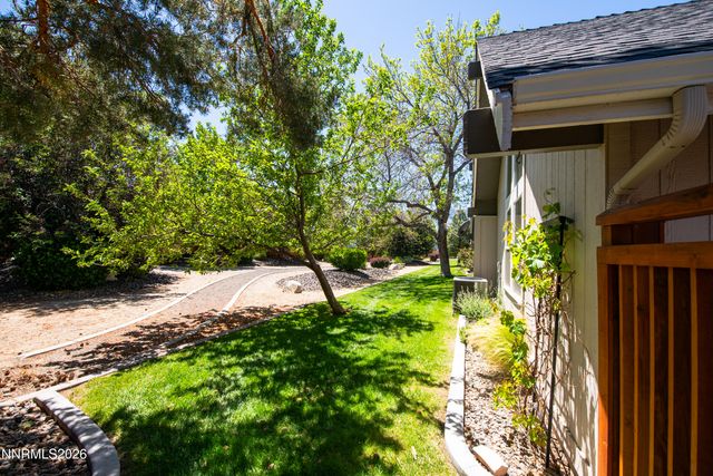 989 Aspen Grove Circle, Minden, NV 89423