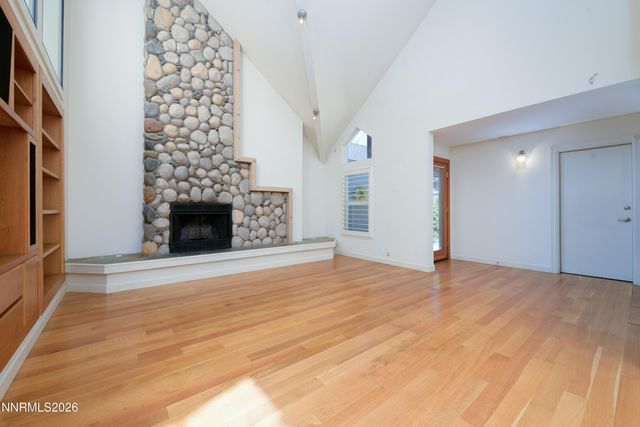 989 Aspen Grove Circle, Minden, NV 89423