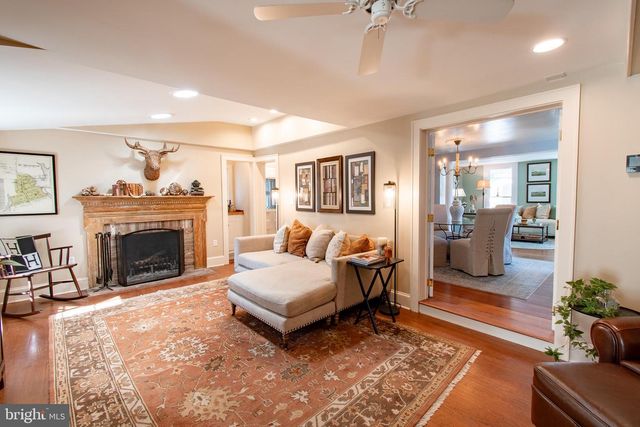 114 W CHESTNUT ST, Saint Michaels, MD 21663