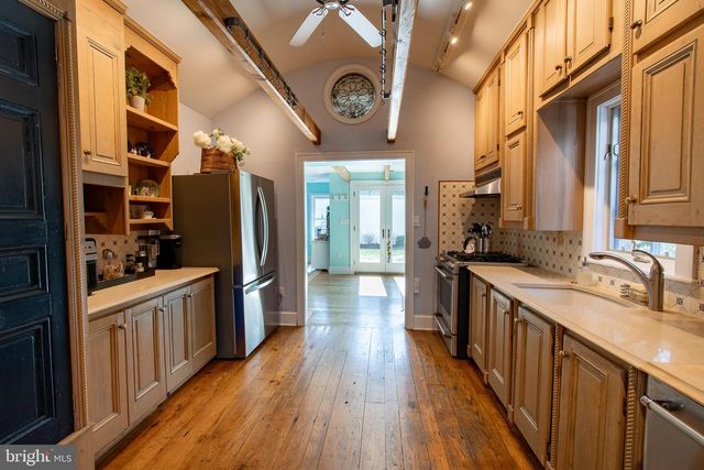 114 W CHESTNUT ST, Saint Michaels, MD 21663