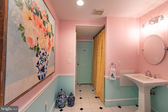 114 W CHESTNUT ST, Saint Michaels, MD 21663