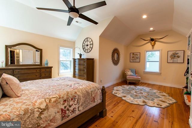 114 W CHESTNUT ST, Saint Michaels, MD 21663