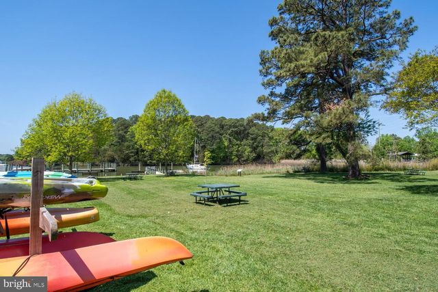 114 W CHESTNUT ST, Saint Michaels, MD 21663