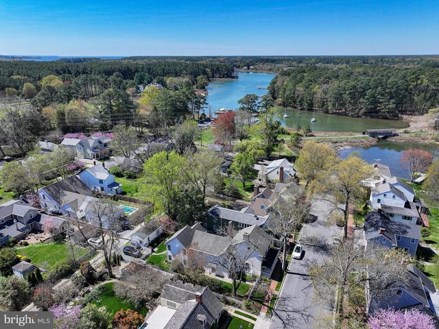114 W CHESTNUT ST, Saint Michaels, MD 21663