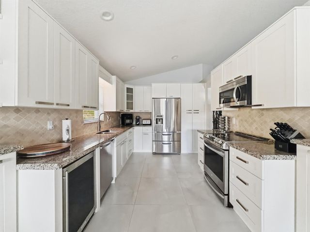 10729 Grande Palladium Way, Boynton Beach, FL 33436