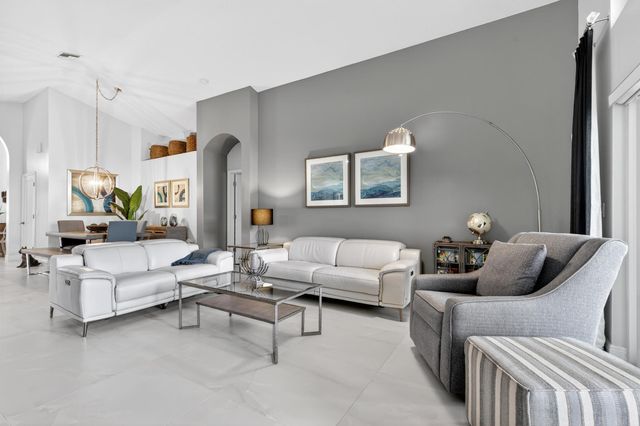 10729 Grande Palladium Way, Boynton Beach, FL 33436