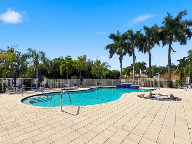 10729 Grande Palladium Way, Boynton Beach, FL 33436