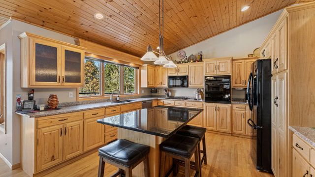 9025 Burton Court NW, Rice, MN 56367
