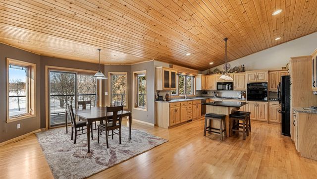 9025 Burton Court NW, Rice, MN 56367