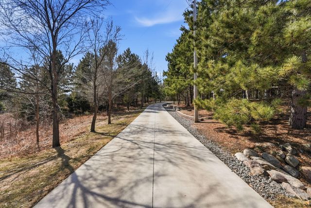 9025 Burton Court NW, Rice, MN 56367