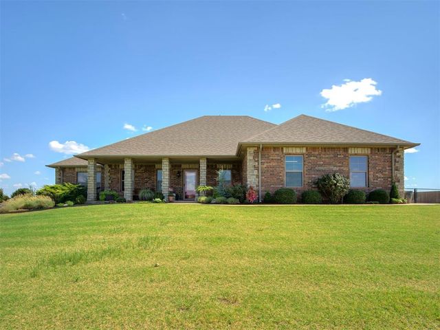 486 Summer Hill Road, Blanchard, OK 73010