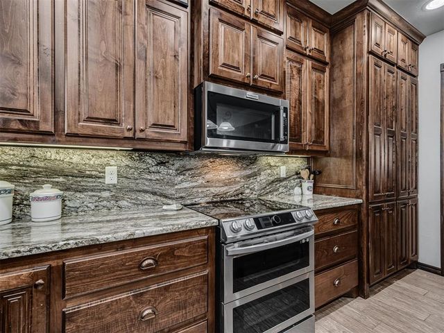 486 Summer Hill Road, Blanchard, OK 73010