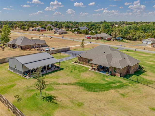 486 Summer Hill Road, Blanchard, OK 73010