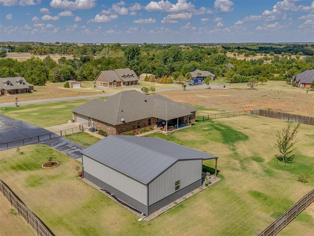 486 Summer Hill Road, Blanchard, OK 73010