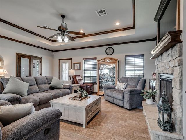 486 Summer Hill Road, Blanchard, OK 73010
