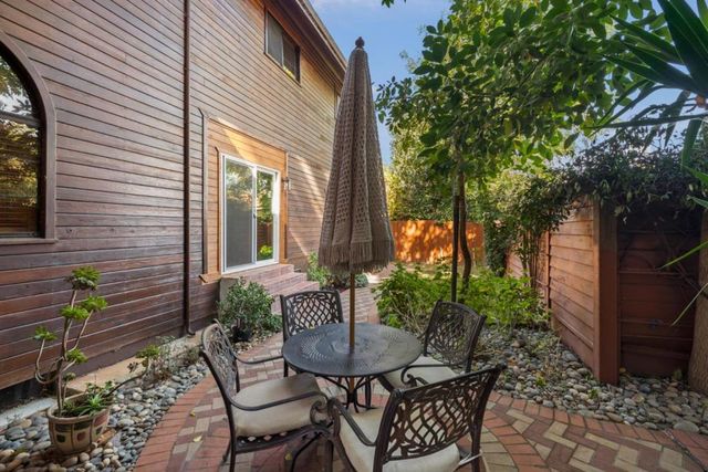 2216 Clarke Avenue, East Palo Alto, CA 94303