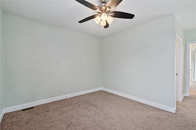 330 39th St, Lawrenceville, PA 15201