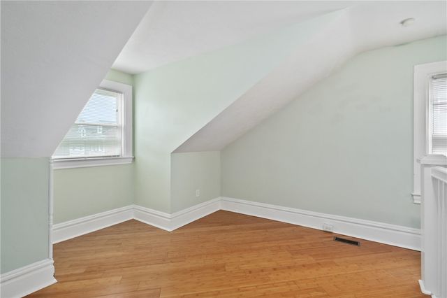 330 39th St, Lawrenceville, PA 15201