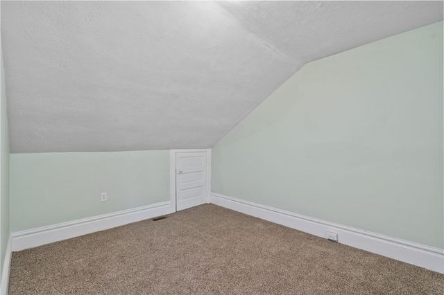 330 39th St, Lawrenceville, PA 15201