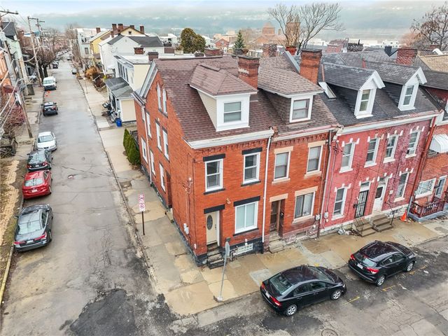330 39th St, Lawrenceville, PA 15201