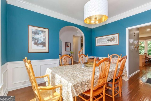 320 Hillside Manor Drive, Sugar Hill, GA 30518
