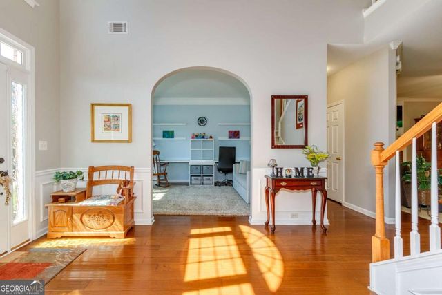 320 Hillside Manor Drive, Sugar Hill, GA 30518