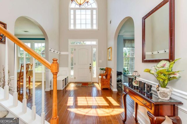 320 Hillside Manor Drive, Sugar Hill, GA 30518