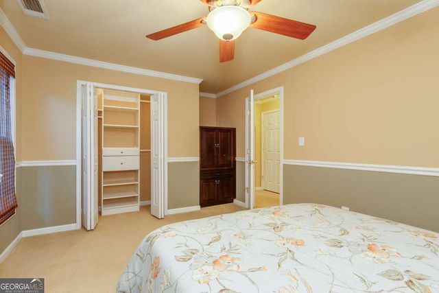 320 Hillside Manor Drive, Sugar Hill, GA 30518