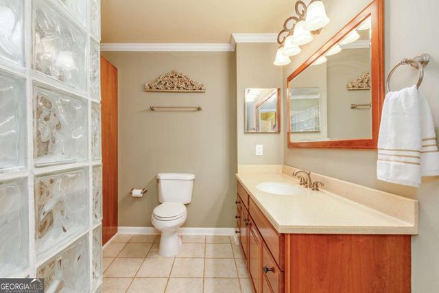 320 Hillside Manor Drive, Sugar Hill, GA 30518