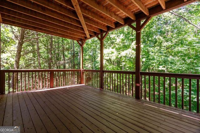 320 Hillside Manor Drive, Sugar Hill, GA 30518