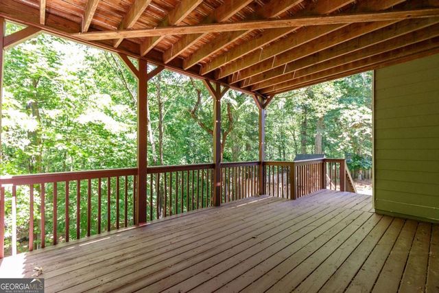 320 Hillside Manor Drive, Sugar Hill, GA 30518