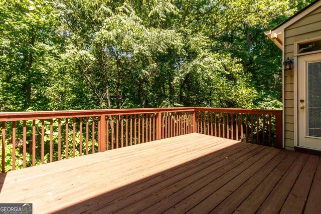 320 Hillside Manor Drive, Sugar Hill, GA 30518