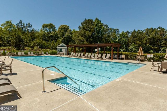 320 Hillside Manor Drive, Sugar Hill, GA 30518