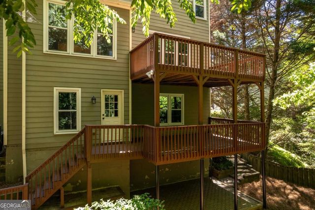 320 Hillside Manor Drive, Sugar Hill, GA 30518