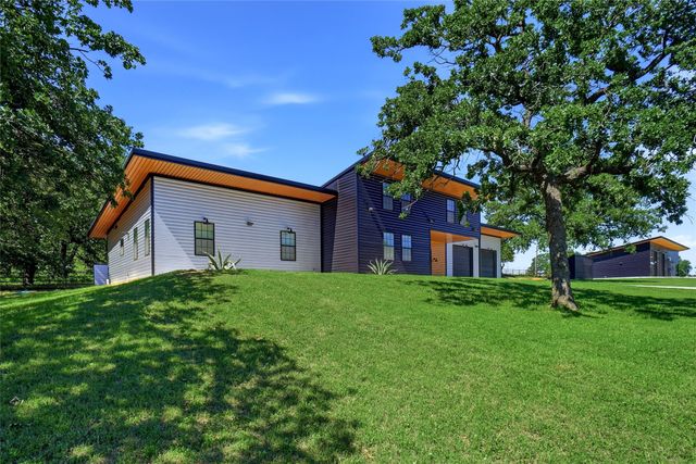 13240 Briar Road, Azle, TX 76020