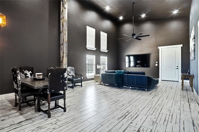 13240 Briar Road, Azle, TX 76020